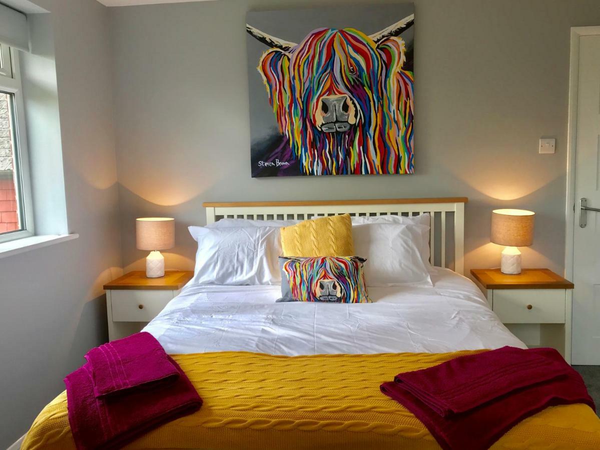Hunters Lodge Exeter, Free Parking, Country Views, Great Wi-Fi, Large Garden Poltimore Exterior photo